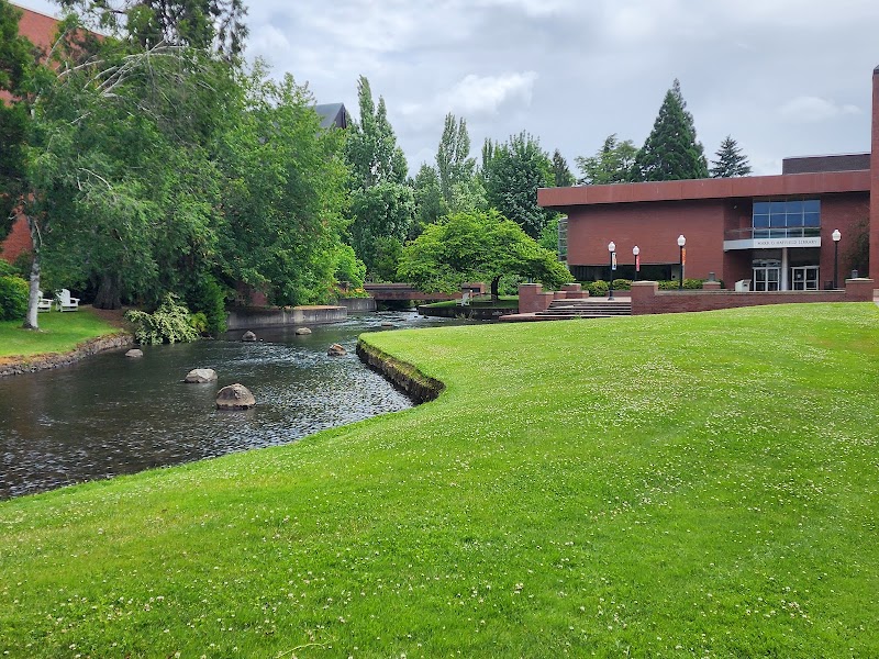 Willamette University College of Law campus photo 4
