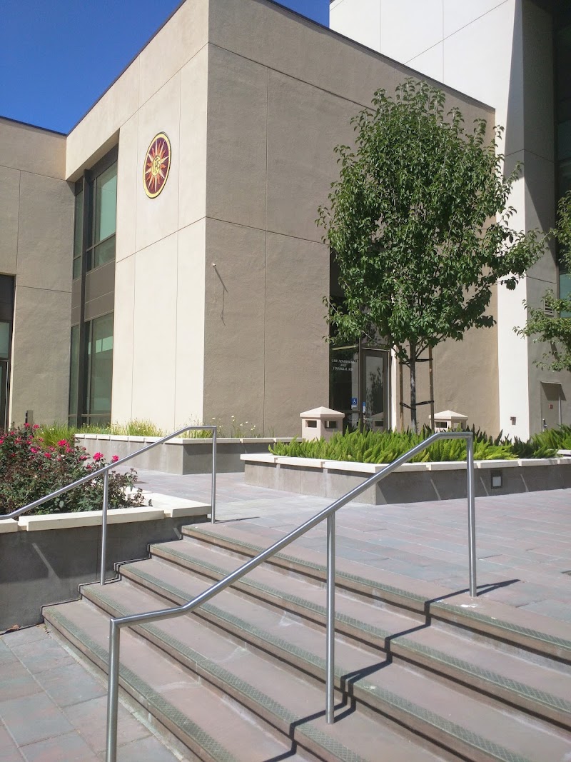 Santa Clara University School of Law campus photo 4