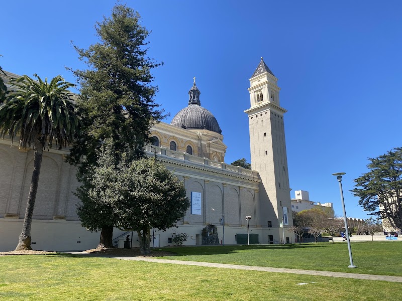 University of San Francisco School of Law campus photo 5