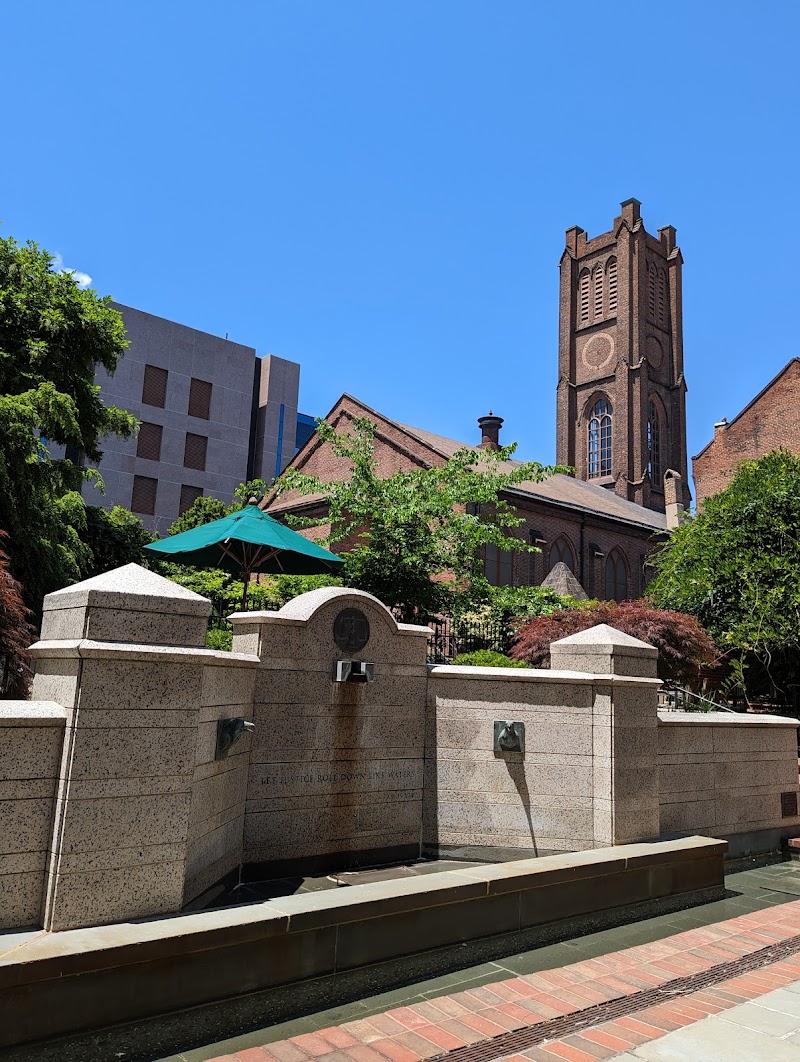 University of Maryland Francis King Carey School of Law campus photo 4