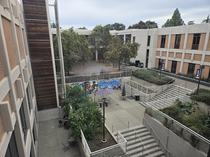 University of California, Davis School of Law (King Hall) campus photo 4
