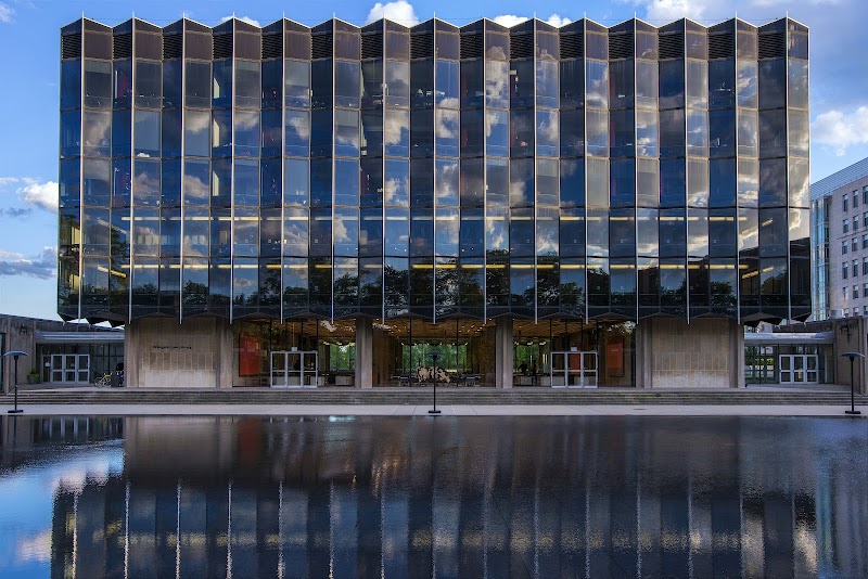 The University of Chicago Law School campus photo 2