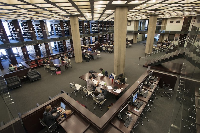 The University of Chicago Law School campus photo 3