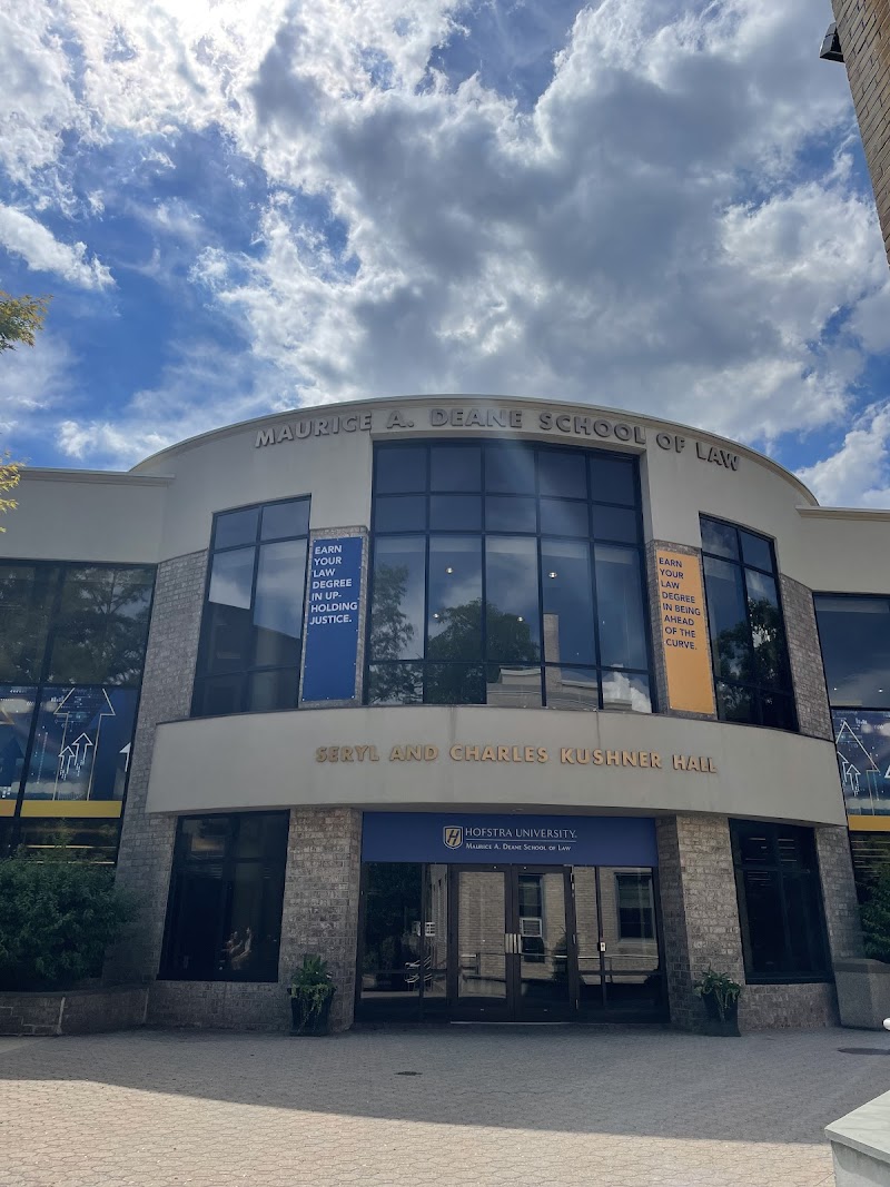 Hofstra University—Maurice A. Deane School of Law campus photo 4