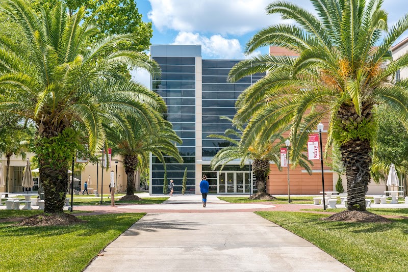 Barry University Dwayne O. Andreas School of Law campus photo 2