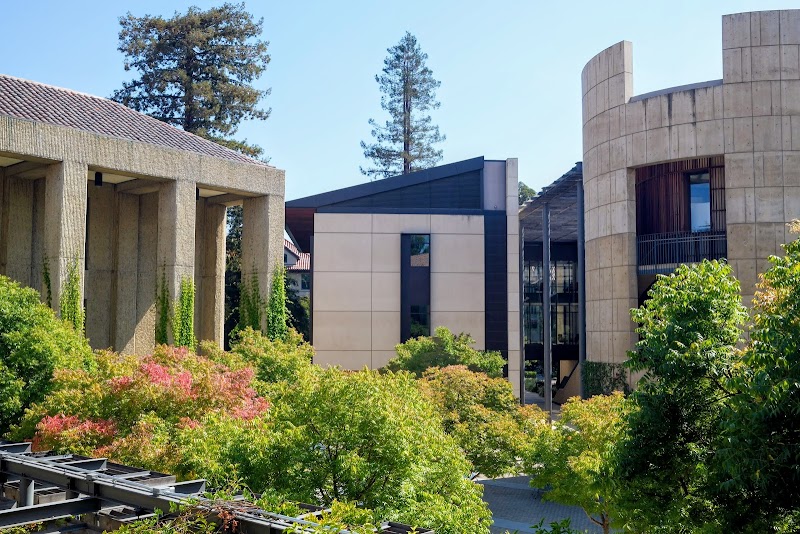 Stanford University Law School campus photo 4