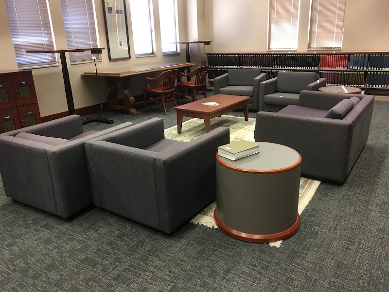 University of Tennessee College of Law campus photo 5