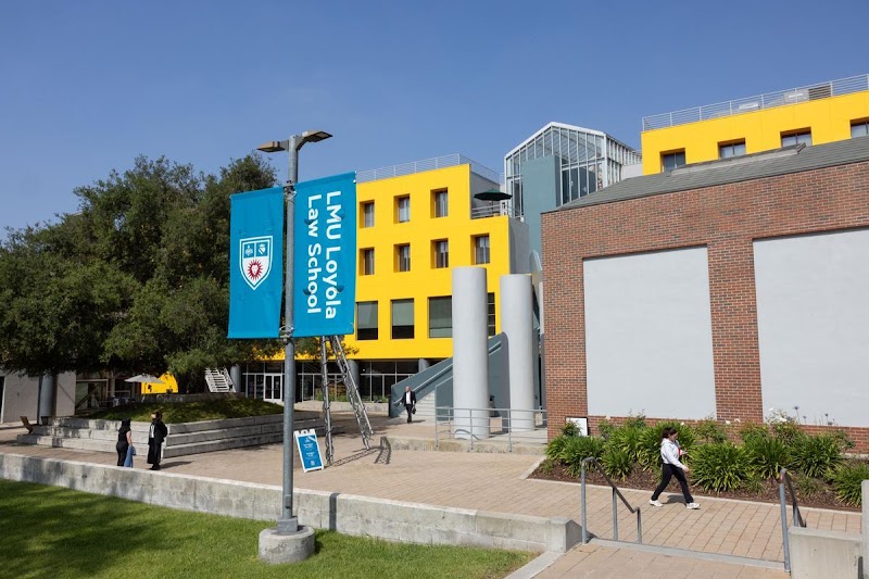 Loyola Law School, Loyola Marymount University campus photo 2