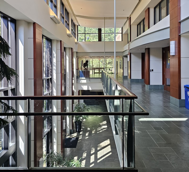 Vanderbilt Law School campus photo 4