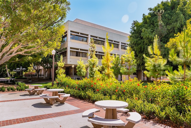 University of Southern California, Gould School of Law campus photo 1