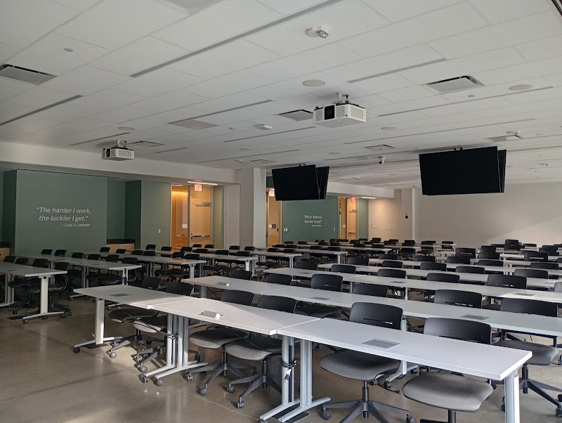 University of Cincinnati Donald P. Klekamp College of Law campus photo 3