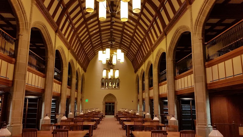 Notre Dame Law School campus photo 2